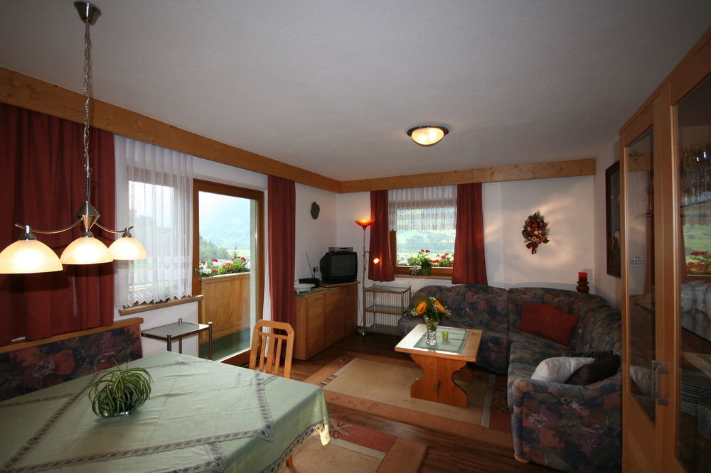 Ferienhaus Sonnenhang Matrei in Osttirol Luaran gambar