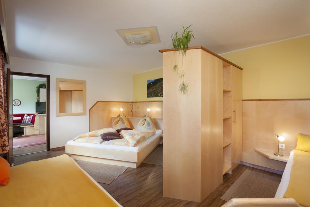 Ferienhaus Sonnenhang Matrei in Osttirol Luaran gambar