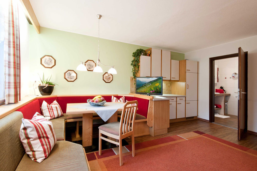 Ferienhaus Sonnenhang Matrei in Osttirol Luaran gambar